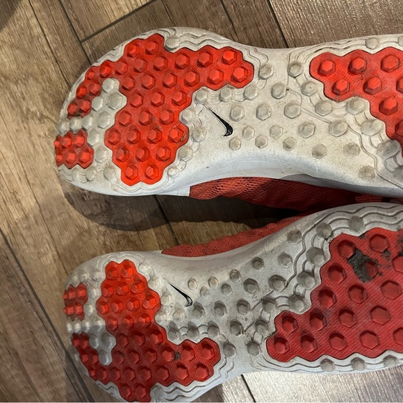 Nike spikeless golf shoe - Picture 3 of 4